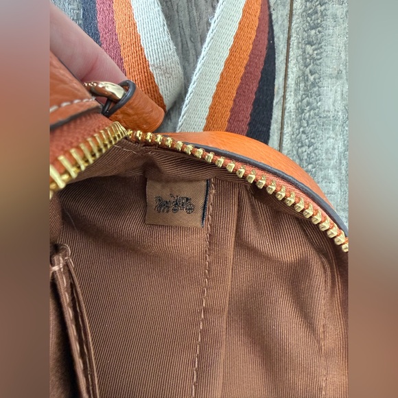 Coach Mini Jamie Camera Bag, very good condition. - Picture 10 of 16